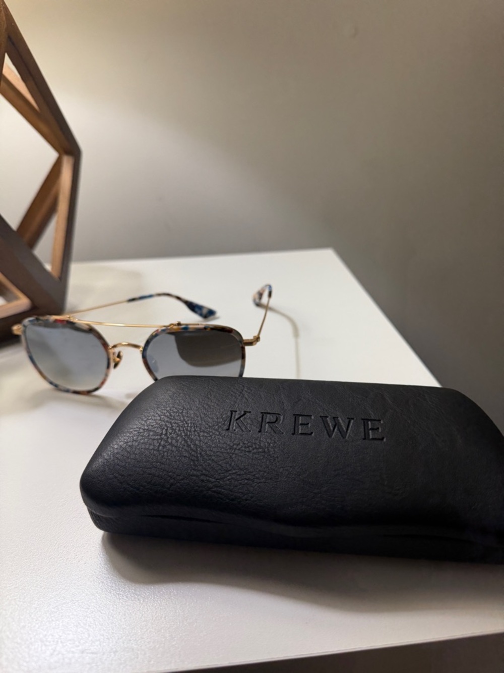 KREWE Austin- Colorful Tortoiseshell Aviator Sunglasses - Picture 12 of 12